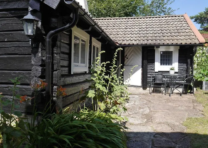 Havsnaera 1700-Tals Timmerstuga